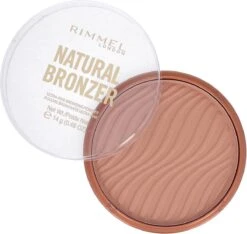 Rimmel London Natural Bronzer Ultra Fine Bronzing Powder - Sunlight 001 8 Rimmel London Natural Bronzer Ultra Fine Bronzing Powder - Sunlight 001 -Cosmeticawinkel 1200x1139
