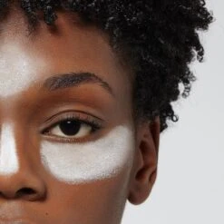 L’Oréal Paris Infaillible Magic Loose Powder - Transparant -Cosmeticawinkel 1200x1200 227