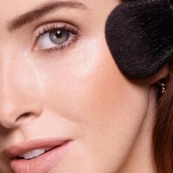 Max Factor Facefinity Matte Powder Bronzer - 001 Light Bronze -Cosmeticawinkel 1200x1200 246