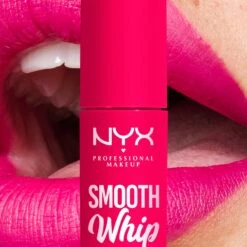 NYX Professional Makeup - Smooth Whip Matte Lip Cream Pillow Fight - Vloeibare Lippenstift - 4ML -Cosmeticawinkel 1200x1200 313