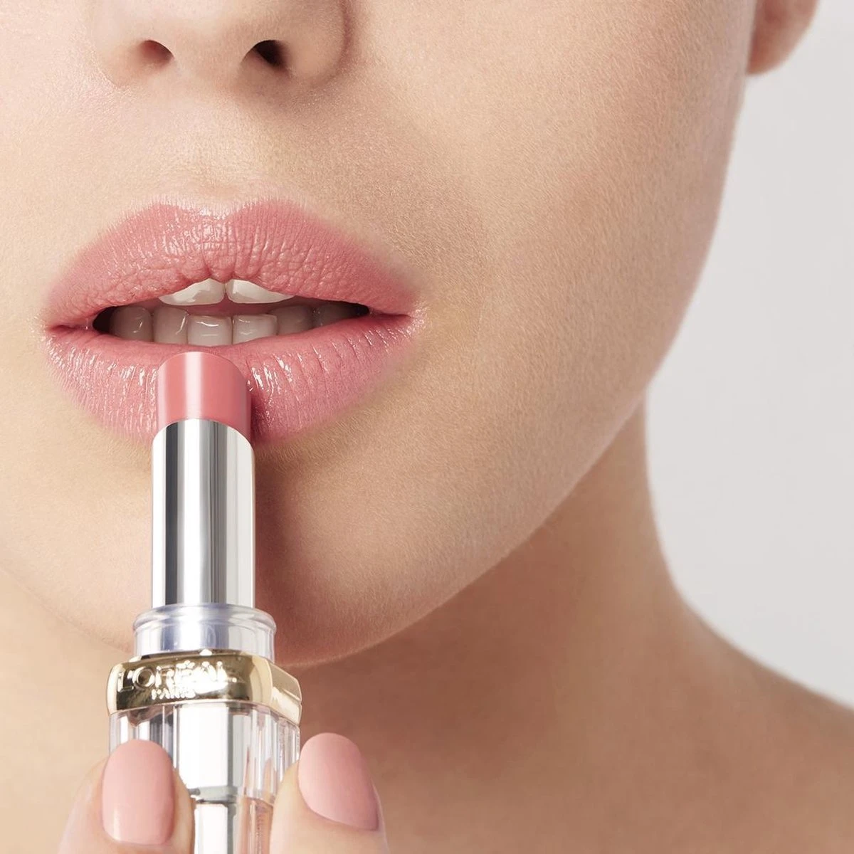 L'Oréal Paris Color Riche Shine Lipstick Lippenstift - 111 Pink Wonderland 5 L'Oréal Paris Color Riche Shine Lipstick Lippenstift - 111 Pink Wonderland - Afbeelding 5