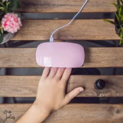 Miss Jules® Luxe Complete Polygel Kit - Polygel Nagels Starterspakket - 6 Kleuren - Perfecte Combinatie Gellak & Acryl - Incl. UV LED Lamp & Instructievideo (NL) -Cosmeticawinkel 1200x1200 953