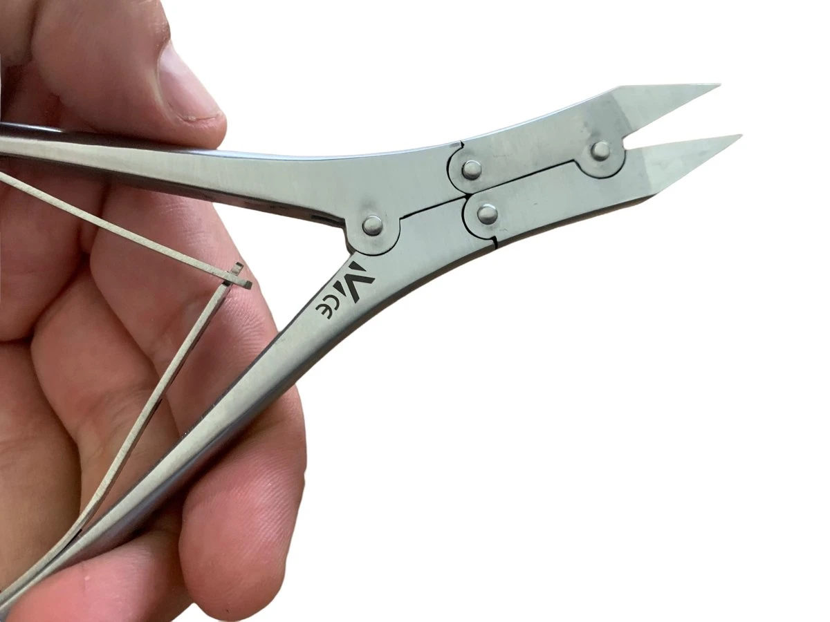 Medies - Premium Dubbelscharniertang | Nageltang | Nagelknipper | Nageltang Pedicure | Nageltang Dubbele Overbrenging - Recht - Diabetici - Met Stevige Etui 1 Medies - Premium Dubbelscharniertang | Nageltang | Nagelknipper | Nageltang Pedicure | Nageltang Dubbele Overbrenging - Recht - Diabetici - Met Stevige Etui