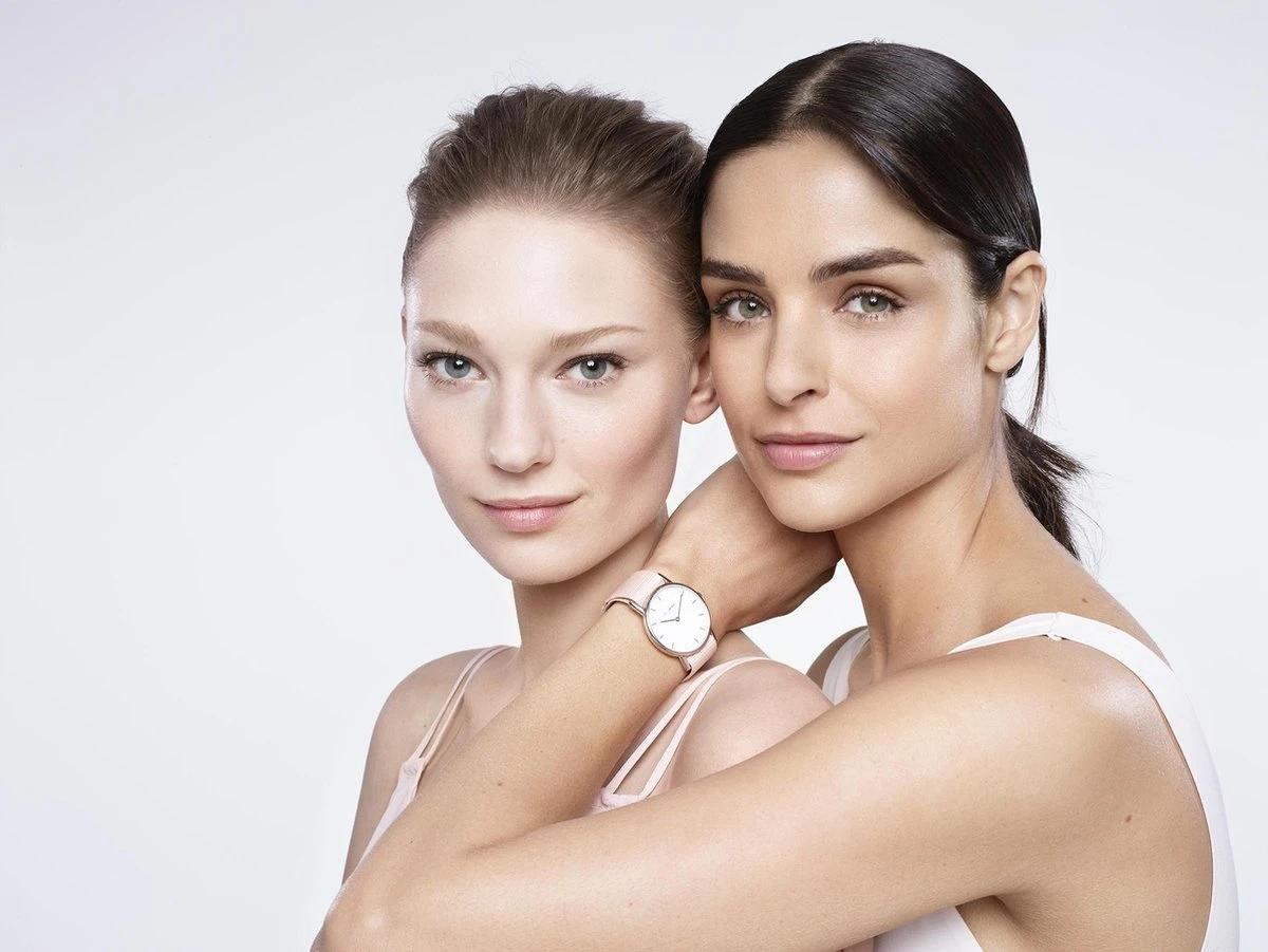 Garnier Face SkinActive - BB Cream Classic Light 5-in-1 Dagverzorging - 2x 50 Ml 5 Garnier Face SkinActive - BB Cream Classic Light 5-in-1 Dagverzorging - 2x 50 Ml - Afbeelding 5