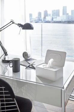 Yamazaki Bakje Voor Vochtige Doekjes - Wit - Met Deksel -Cosmeticawinkel 800x1200 17