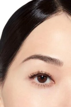 Chanel Inimitable Mascara - 10 Noir-Black - 6 G - Mascara 15 Chanel Inimitable Mascara - 10 Noir-Black - 6 G - Mascara -Cosmeticawinkel 800x1200 6