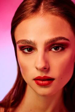 L’Oréal Paris Paris Electric Nights Superliner Matte Signature Eyeliner - Limited Edition – 11 Red Signature – Rood -Cosmeticawinkel 800x1200 8